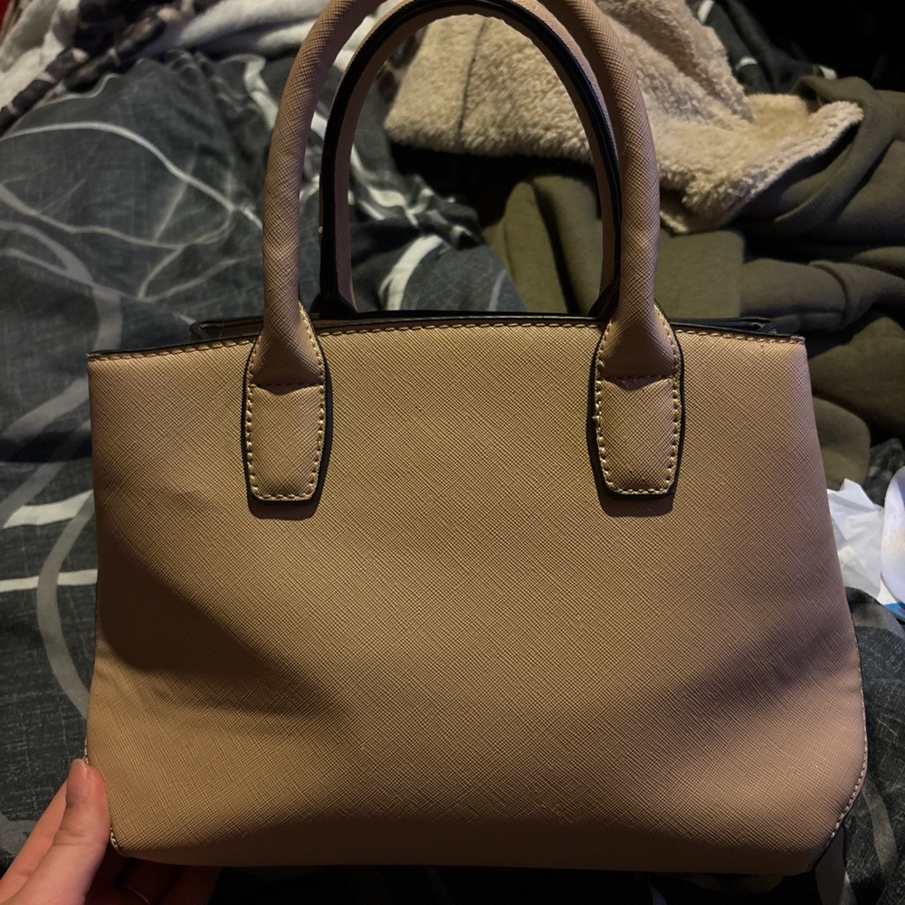 Elegant Tan Handbag